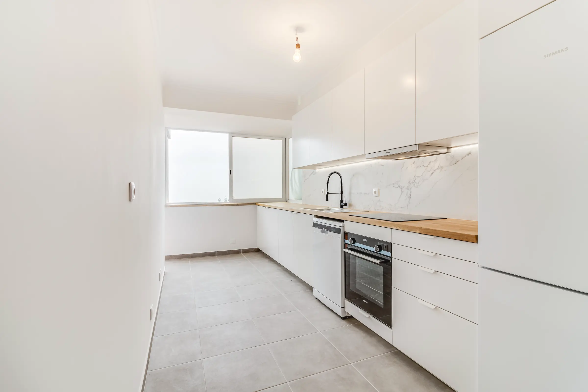 Remodelação de cozinha em apartamento em São João do Estoril — GPC Atelier